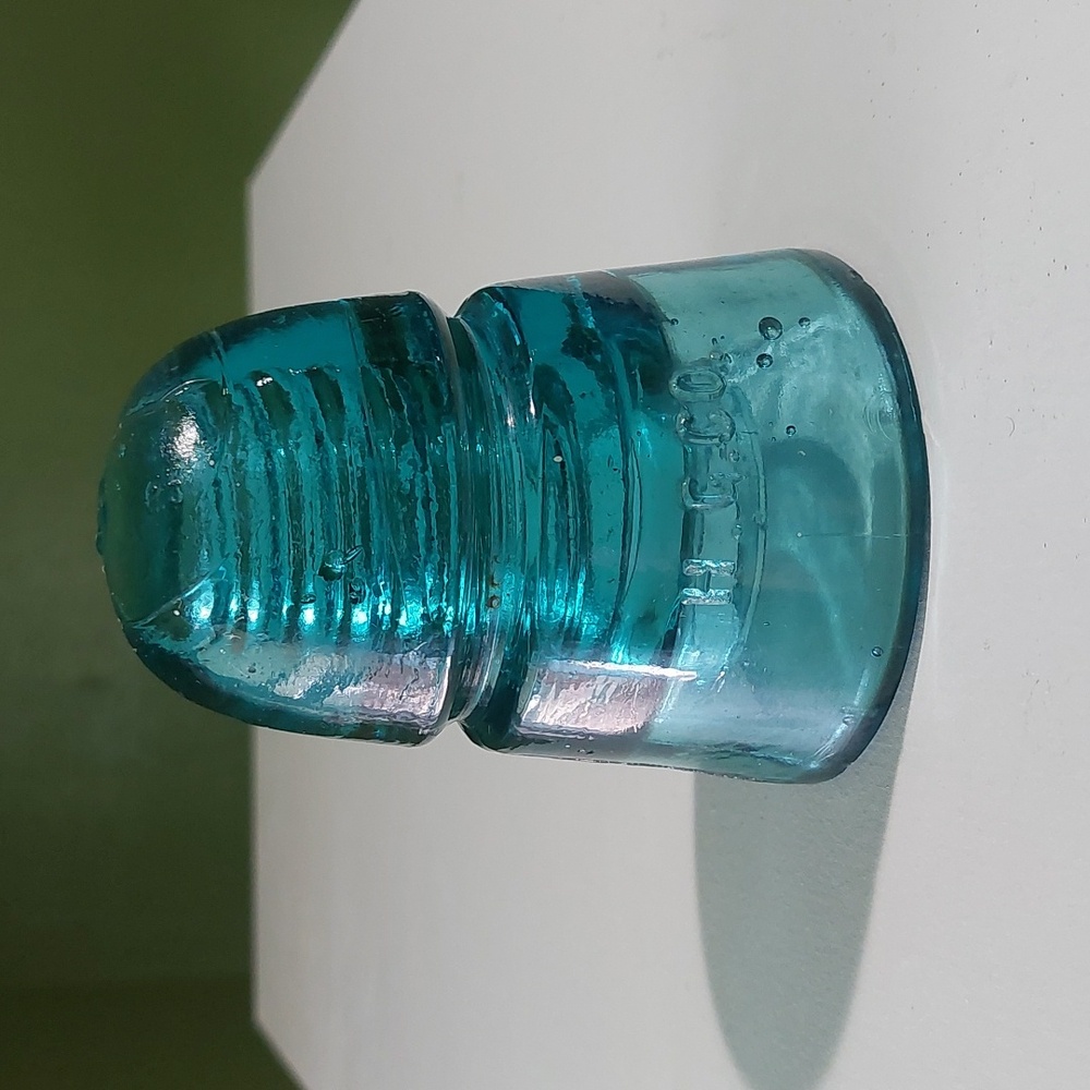 Teal Antique Hemingray Glass Insulator, Home Decor - Picture 9 of 9
